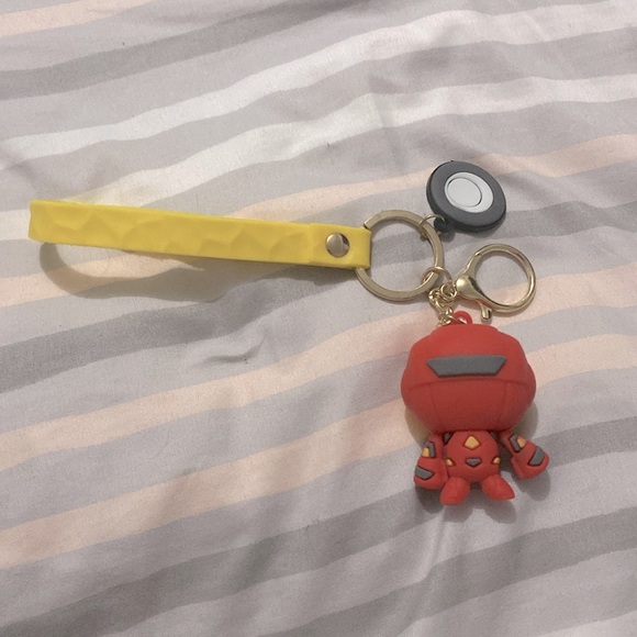 Iron man pocket monster keychain - Picture 2 of 2
